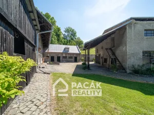 Prodej výrobních prostor, Tršice, 1000 m2