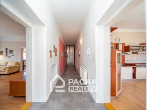 Prodej rodinného domu, Tršice, 700 m2