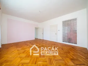 Prodej rodinného domu, Tršice, 700 m2