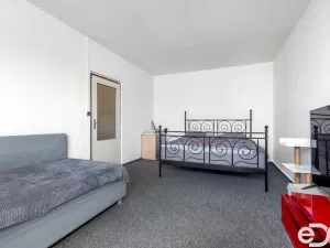 Prodej bytu 1+1, Hradec Králové, Pod Zámečkem, 40 m2