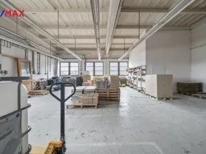 Pronájem skladu, Skuteč, Smetanova, 254 m2