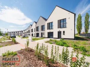 Prodej rodinného domu, Pečky - Velké Chvalovice, Za Statkem, 166 m2