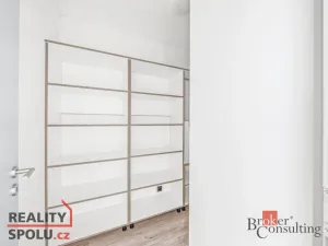 Prodej rodinného domu, Pečky - Velké Chvalovice, Za Statkem, 166 m2