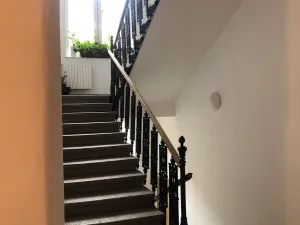 Pronájem kanceláře, Karlovy Vary, Krymská, 24 m2