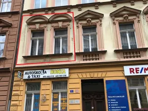 Pronájem kanceláře, Karlovy Vary, Krymská, 24 m2