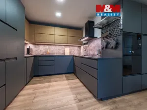 Prodej rodinného domu, Jehnědí, 189 m2