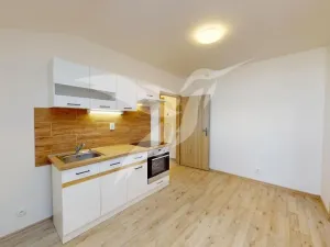 Pronájem bytu 2+kk, Starý Plzenec, Masarykovo náměstí, 32 m2