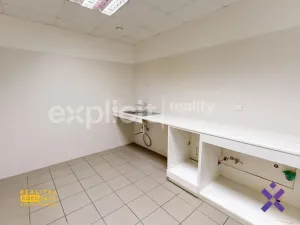 Pronájem obchodního prostoru, Luhačovice, Masarykova, 83 m2