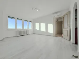 Prodej bytu 3+1, Ostrava, Výškovická, 59 m2