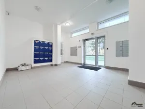 Prodej bytu 3+1, Ostrava, Výškovická, 59 m2