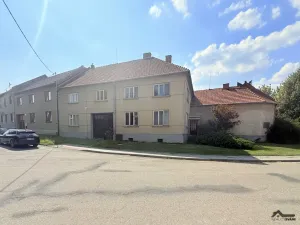 Prodej rodinného domu, Drysice, 349 m2