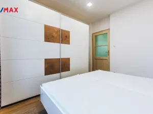 Pronájem bytu 2+1, Praha - Podolí, Nad Ondřejovem, 42 m2