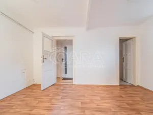Pronájem bytu 2+kk, Beroun - Beroun-Město, Na Vinici, 45 m2