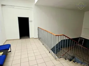 Pronájem kanceláře, Kralupy nad Vltavou, Nerudova, 44 m2