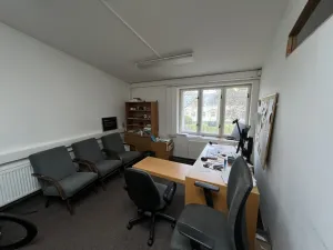 Pronájem obchodního prostoru, Pardubice, Bělobranské náměstí, 191 m2