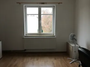 Pronájem bytu 2+1, Karlovy Vary, Kpt. Jaroše, 52 m2
