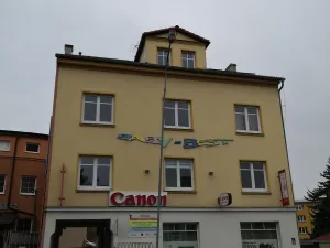 Pronájem bytu 2+1, Karlovy Vary, Kpt. Jaroše, 52 m2