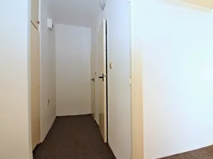 Pronájem bytu 1+1, Děčín, Kamenická, 36 m2