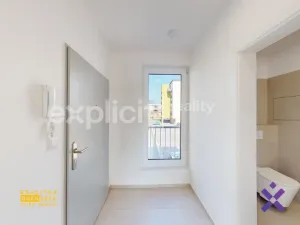 Pronájem bytu 1+kk, Otrokovice, Moravní, 36 m2