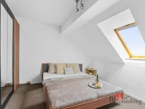 Prodej bytu 3+1, Dvůr Králové nad Labem, Klazarova, 100 m2