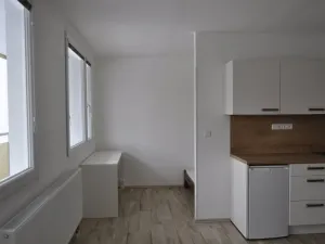 Pronájem bytu 1+kk, Praha - Motol, Hennerova, 48 m2