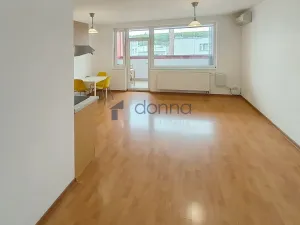 Prodej bytu 1+kk, Praha, Poděbradská, 36 m2