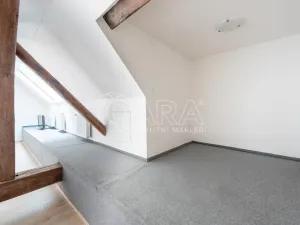 Pronájem bytu 2+kk, Praha - Karlín, Sokolovská, 62 m2