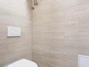 Pronájem bytu 1+1, Praha, Kukelská, 26 m2