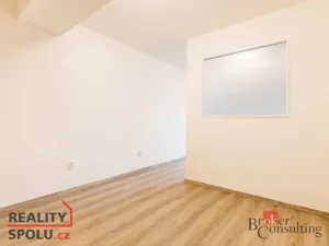 Pronájem bytu 2+1, Slavkov u Brna, Komenského náměstí, 53 m2