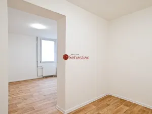 Pronájem bytu 2+1, Teplice - Trnovany, Antonína Sochora, 61 m2