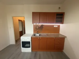 Pronájem bytu 1+1, Orlová, Lesní, 38 m2