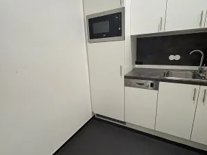 Pronájem obchodního prostoru, Praha - Karlín, Sokolovská, 215 m2