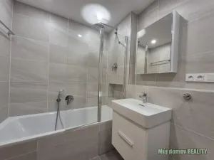 Pronájem bytu 2+kk, Praha - Nusle, Mužíkova, 52 m2