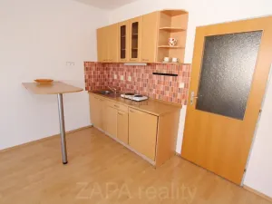 Pronájem bytu 1+kk, Praha - Záběhlice, K prádelně, 34 m2