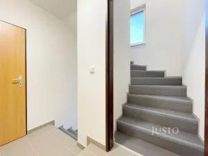 Prodej činžovního domu, Praha, Žitavského, 207 m2