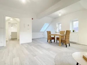 Prodej bytu 2+kk, Praha, Žitavského, 63 m2