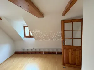 Prodej podílu 1/2 rodinného domu, Praha - Zadní Kopanina, Kavylová, 500 m2