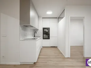Prodej bytu 4+kk, Praha, Novodvorská, 76 m2