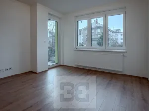 Pronájem bytu 2+kk, Liberec, Tovární, 66 m2