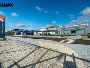 Prodej komerční nemovitosti, Karlovy Vary, 1967 m2