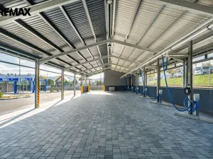 Prodej komerční nemovitosti, Karlovy Vary, 1967 m2