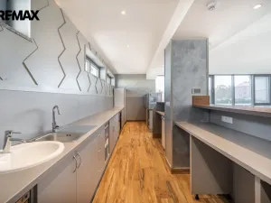 Prodej komerční nemovitosti, Karlovy Vary, 1967 m2