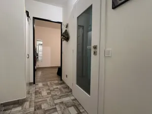 Pronájem bytu 3+1, Pardubice - Polabiny, kpt. Bartoše, 60 m2