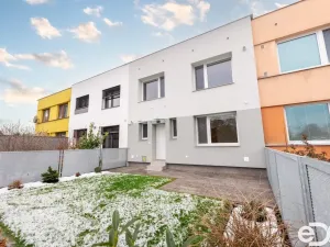 Prodej rodinného domu, Hradec Králové - Plotiště nad Labem, Zahrádkářská, 122 m2