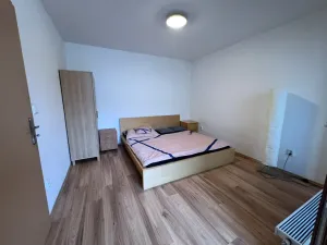 Prodej bytu 2+kk, Pardubice, Husova, 69 m2