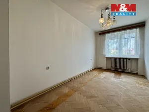Prodej bytu 3+1, Žatec, Bratří Čapků, 65 m2