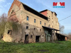 Prodej zemědělské usedlosti, Pnětluky, 181 m2
