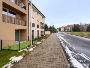 Pronájem bytu 1+kk, Uhlířské Janovice, Hrnčířská, 30 m2