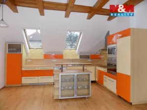 Pronájem bytu 3+kk, Děčín - Děčín VI-Letná, Budapešťská, 100 m2