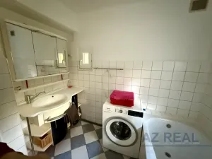 Pronájem vily, Liberec, Baltská, 247 m2